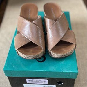 CHOCOLAT BLU MARS CAMEL BROWN WEDGE 6